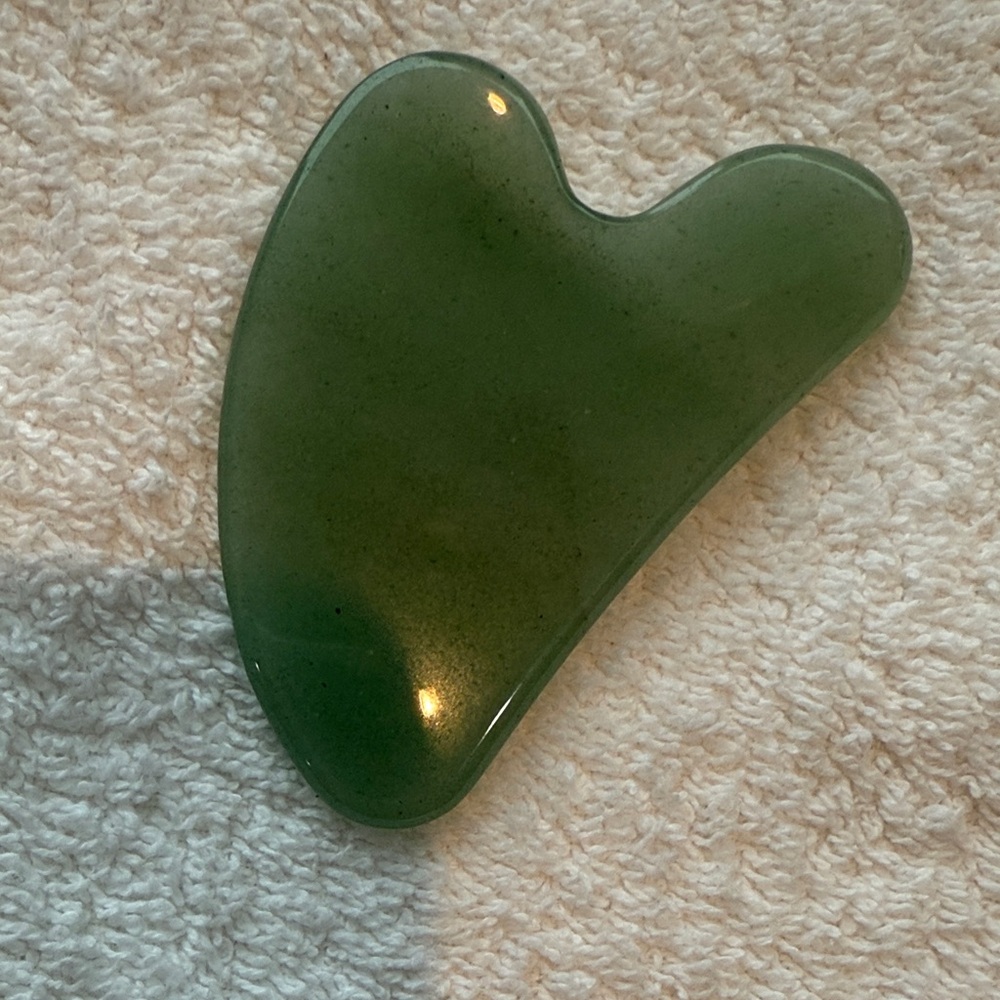 Green 🪷Jade Gua Sha Stone🪷